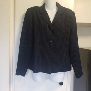 Briggs Black pinstriped blazer Size 8